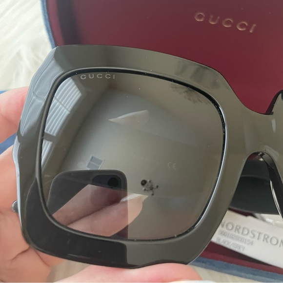 Authentic Gucci Black Glitter GG0102S Large Square Sunglasses w/Velvet Case - Picture 8 of 16